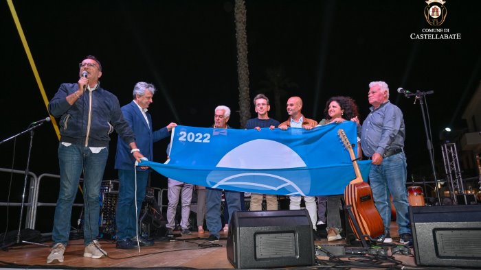 castellabate apre lo sportello blu per i turisti