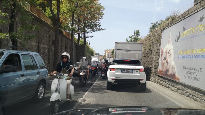 turismo in forte ripresa a sorrento ma c e da fare i conti col traffico