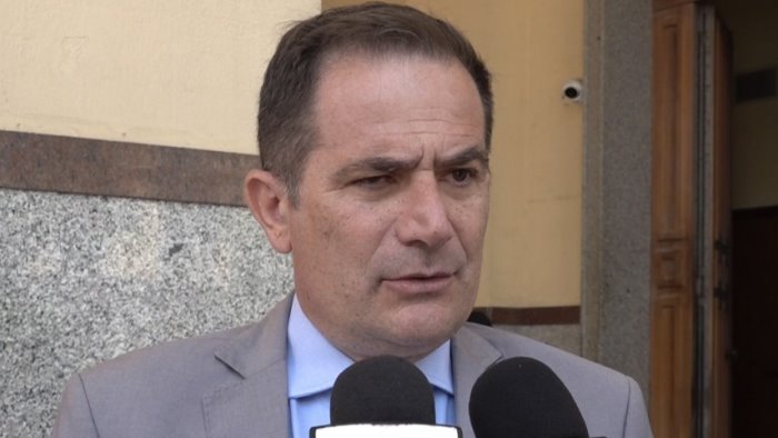 targhe alterne in costiera amalfitana i sindaci chiedono modifiche al prefetto