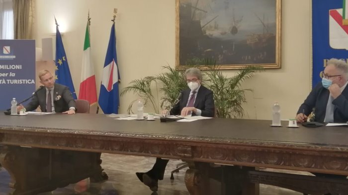 sergio fedele cascone e casucci hanno snobbato l emergenza traffico in costiera