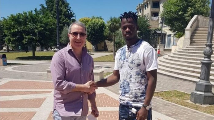 boubacar dal mali all arezzo il viaggio della speranza la svolta ad avellino