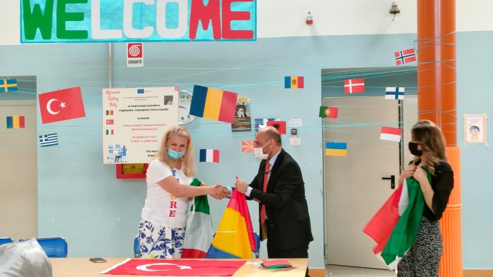 l ics padre isaia columbro verso nuovi traguardi grazie all erasmus