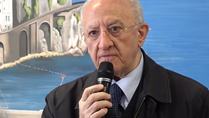 strappo schlein de luca i 5 stelle dynasty al tramonto ora si cambia