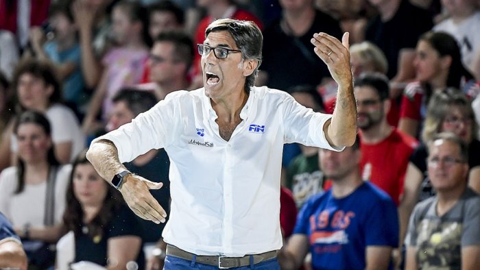 pallanuoto il setterosa di coach silipo e volato in ungheria