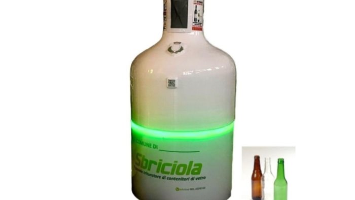 ambiente a caserta in arrivo le macchine mangia vetro