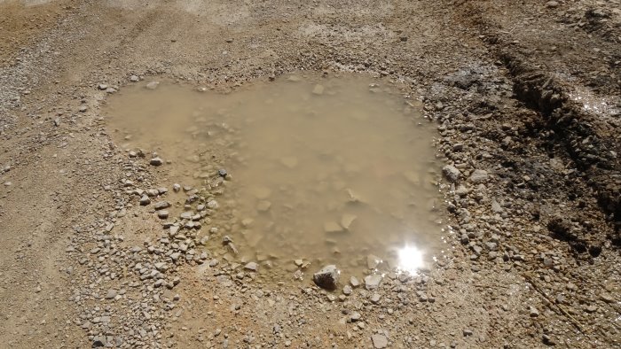 ariano una perdita d acqua da tre anni a difesa grande e non e l unica