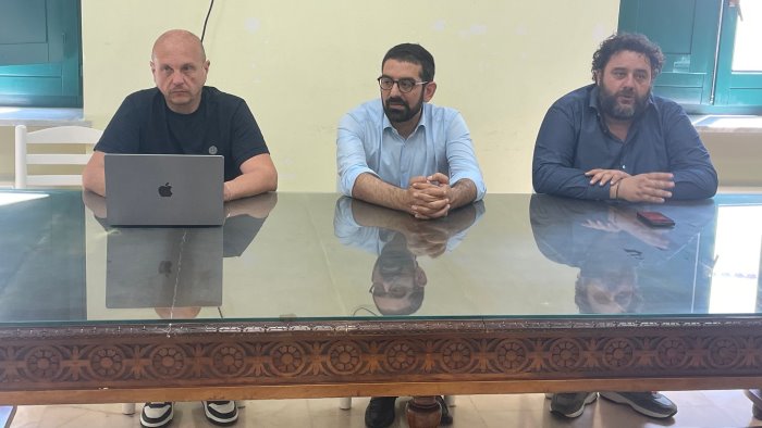 pratiche online a fisciano entra in funzione lo sportello unico dell edilizia