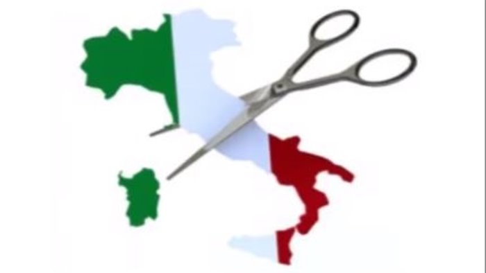 via libera all autonomia differenziata dure critiche da sindacati e opposizioni