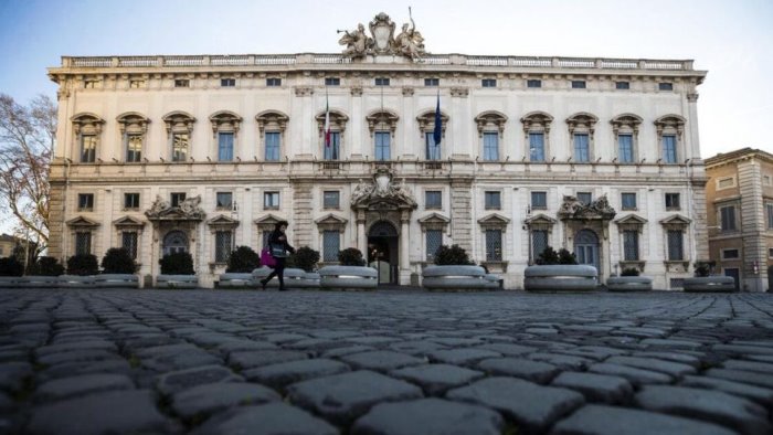 caposele la corte costituzionale la nomina di sturchio e legittima
