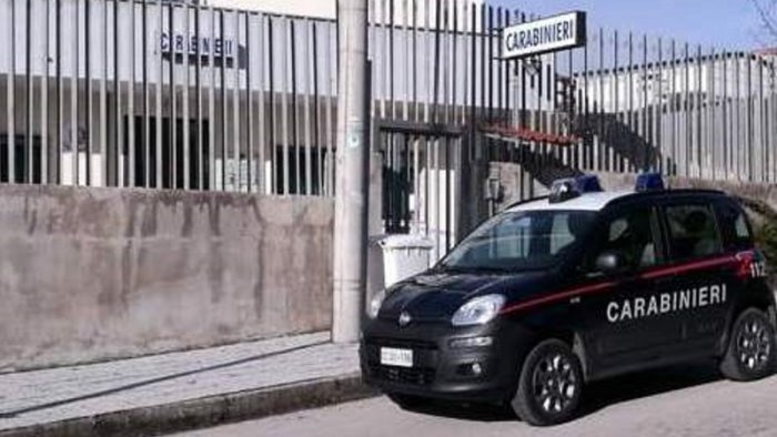 sturno estorsione e maltrattamenti in famiglia arrestato 42enne