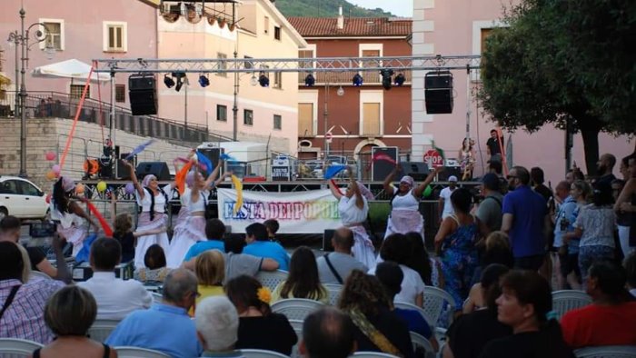 il 7 luglio a pertosa ritorna la festa dei popoli