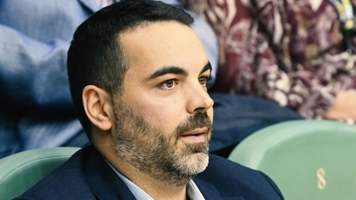 trasente del fes ottimi rapporti ma tutto ruota intorno alla scandone