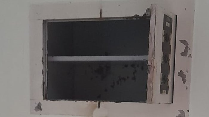 cassaforte in casa scassinata con il flex ad ariano la banda colpisce in centro