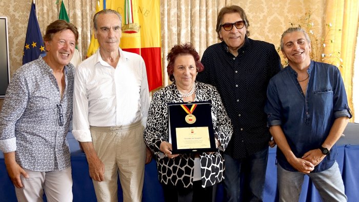 mezzo secolo in musica napoli rende omaggio al giardino dei semplici