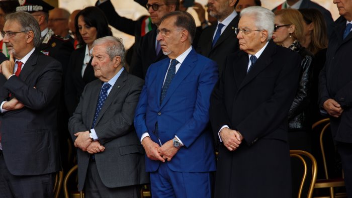 scontro su mattarella attacco della lega il pd replica eversione