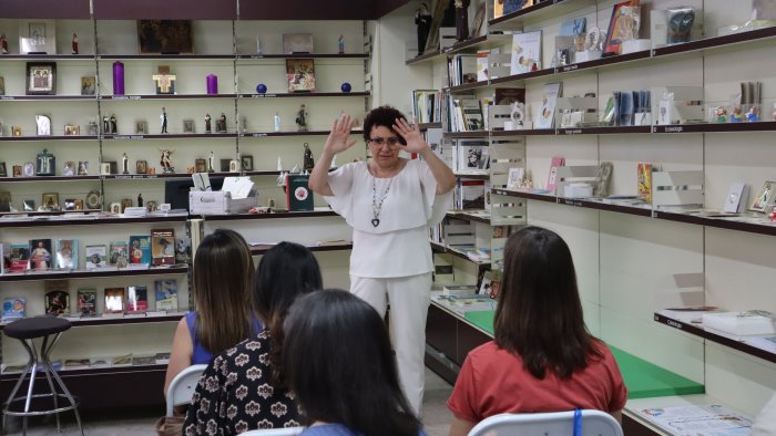 salviamo le librerie la battaglia culturale parte da avellino