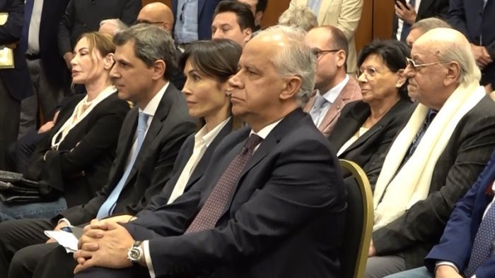 pietrastornina il sindaco rizzo solidarieta al ministro piantedosi