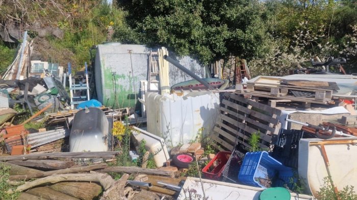 torre del greco conferimenti irregolari di rifiuti 170 verbali da inizio marzo