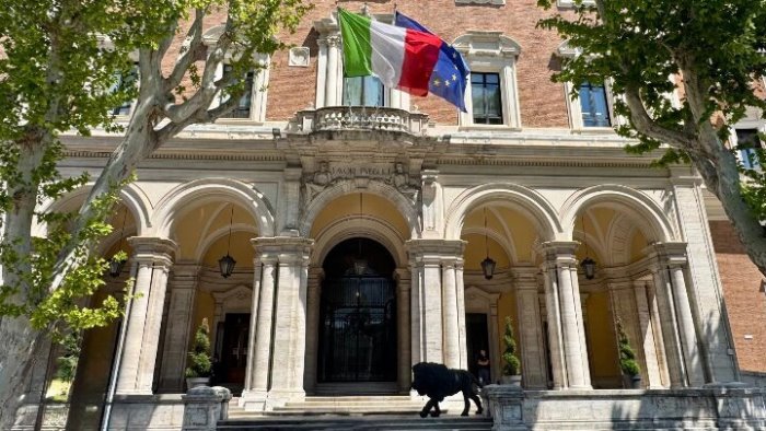 trasporti iniziative sui prezzi del parcheggio della stazione di afragola