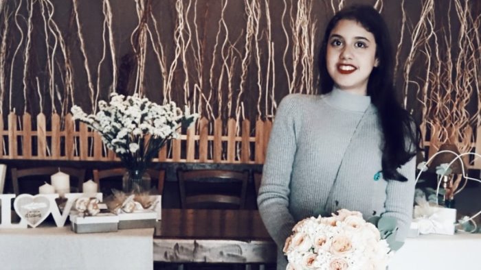 montefusco martina alunna modello in due anni mai assentata a scuola