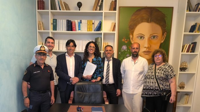 via libera alla costituzione di atrani next hub