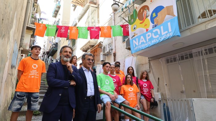 napoli aumenta la raccolta differenziata nei quartieri spagnoli