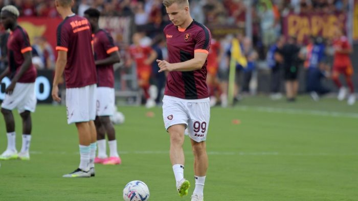 salernitana europeo amaro per legowski polonia da record negativo