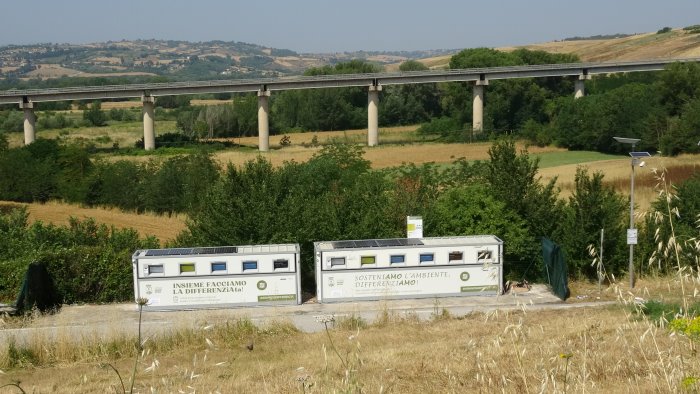ariano attivazione di sei nuove ecoisole per potenziare raccolta differenziata