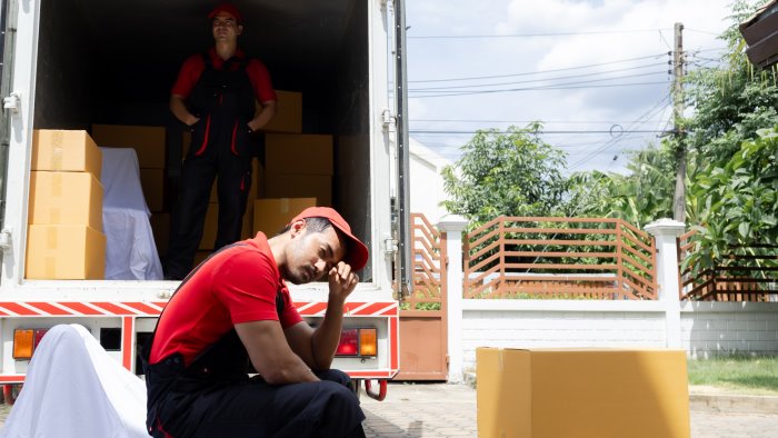 carmine caduto mentre scaricava merce la filt cgil lavoratori lasciati soli