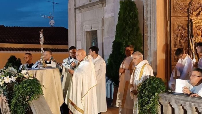 solennita del corpus domini ad ariano irpino si rinnova la processione