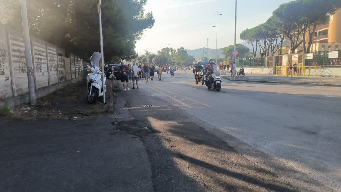 foto salernitana sampdoria la situazione all esterno dell arechi