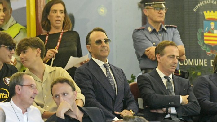 salernitana il sindaco napoli valutazione seria su scelte della dirigenza