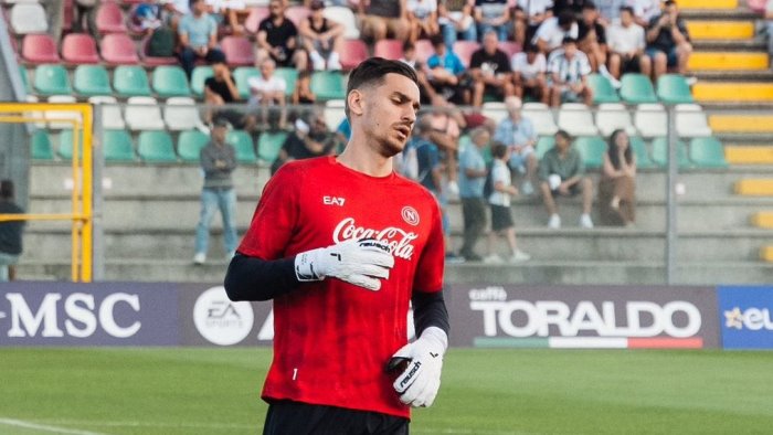 il napoli rischia di trovarsi senza portieri
