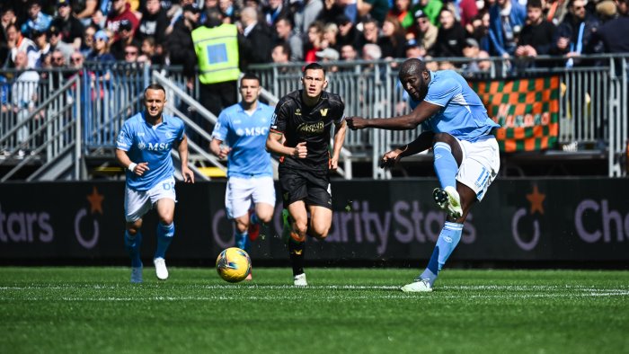 coppa italia il napoli debuttera a dicembre negli ottavi