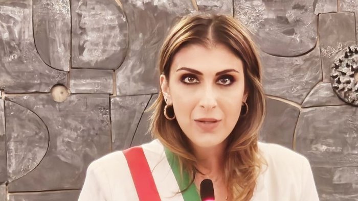 baronissi la sindaca petta fondo di sostegno agli inquilini in difficolta