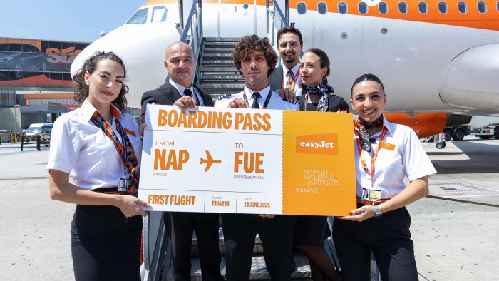 ecco il volo delle vacanze via al collegamento diretto napoli fuerteventura