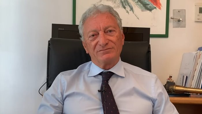 il napoletano luciano buonfiglio e il nuovo presidente del coni
