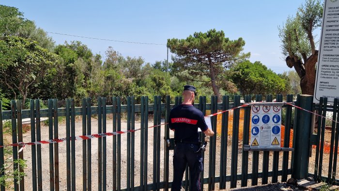 sequestrato villaggio abusivo in area protetta del parco del cilento