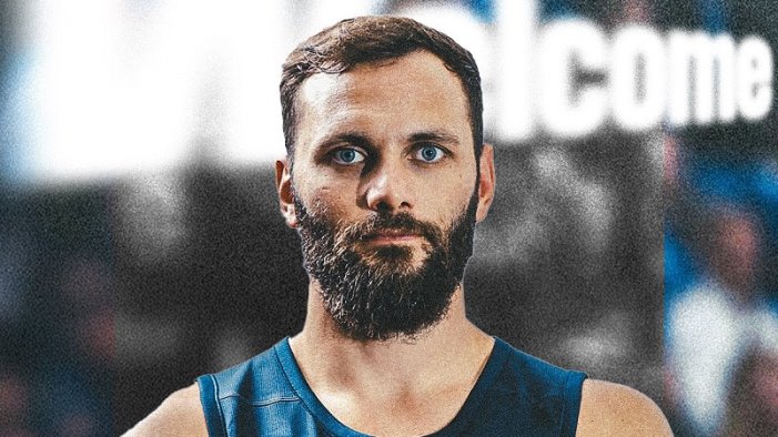 stefano gentile e il nuovo playmaker del napoli basket