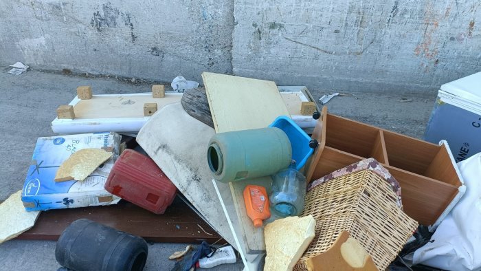 castellammare di stabia sversamento rifiuti denunciate due persone