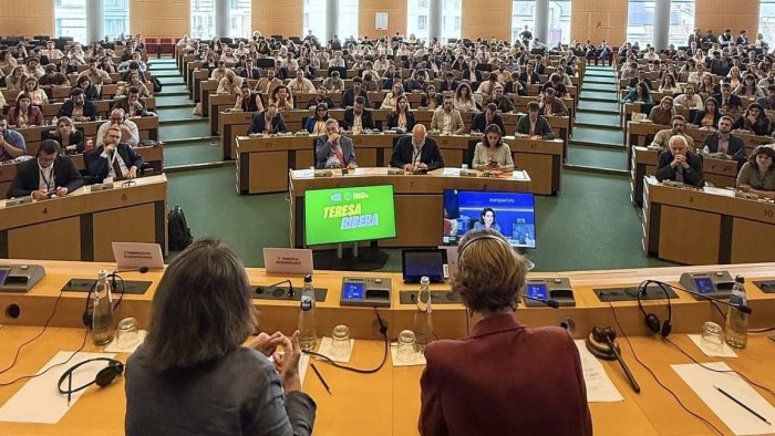 bruxelles dall irpinia una voce chiara per un pd piu inclusivo e responsabile