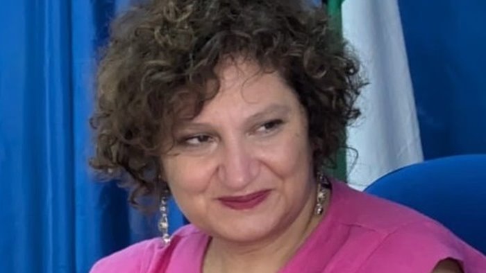 arzano scoperti 1 300 evasori tari nessun aumento per famiglie e imprese