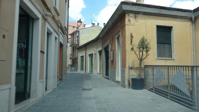 lavori pubblici e chiusura strade ad ariano d amato siamo preoccupati