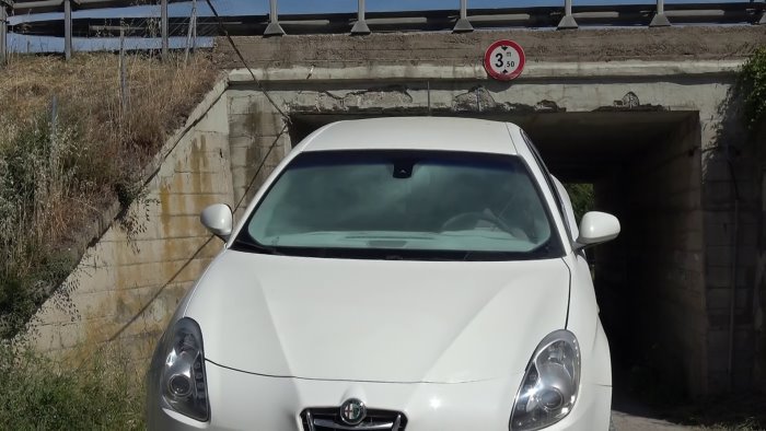 postamat esploso a grottaminarda si indaga dopo il ritrovamento dell auto