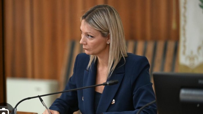 avellino crisi politica ci sono sviluppi nargi annuncia le novita