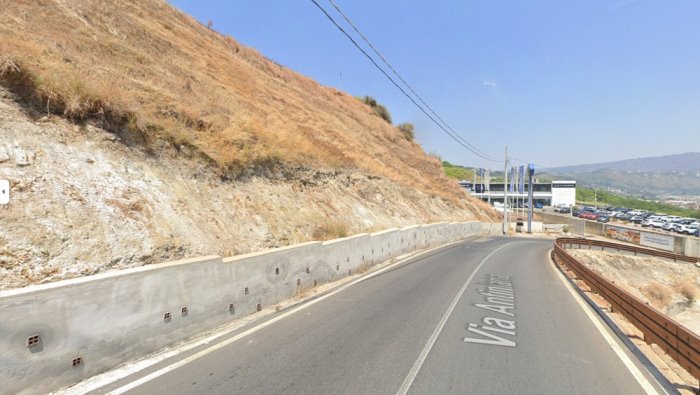 campi flegrei cede via antignana forse e lo zolfo delle fumarole