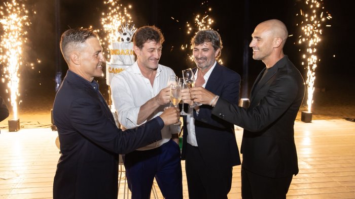 fondazione cannavaro ferrara venti anni di cuore e impegno per napoli