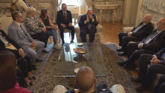 prefetto di napoli incontra vicesegretario onu aspirazione continua alla pace