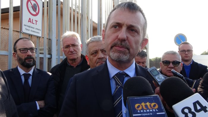 sottosegretario delmastro visita cinofili antidroga della penitenitenziaria