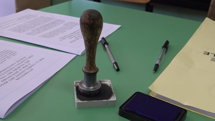 referendum a napoli partecipazione superiore alla media nazionale